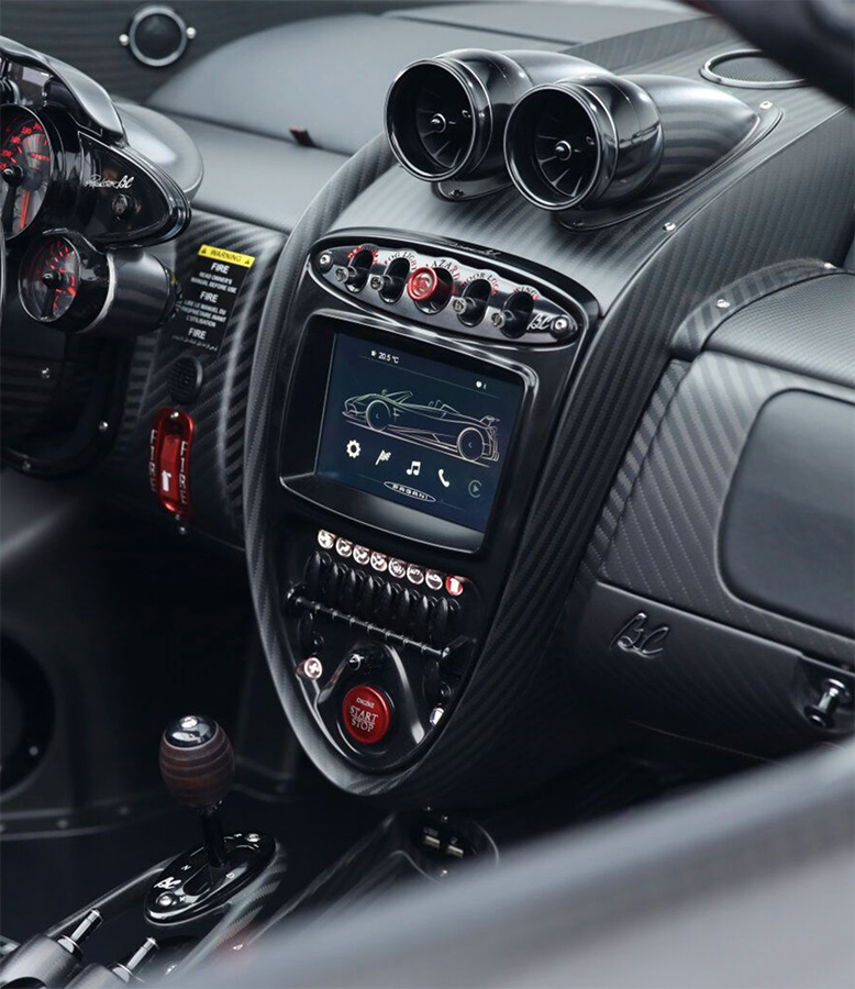 Pagani_interior_01